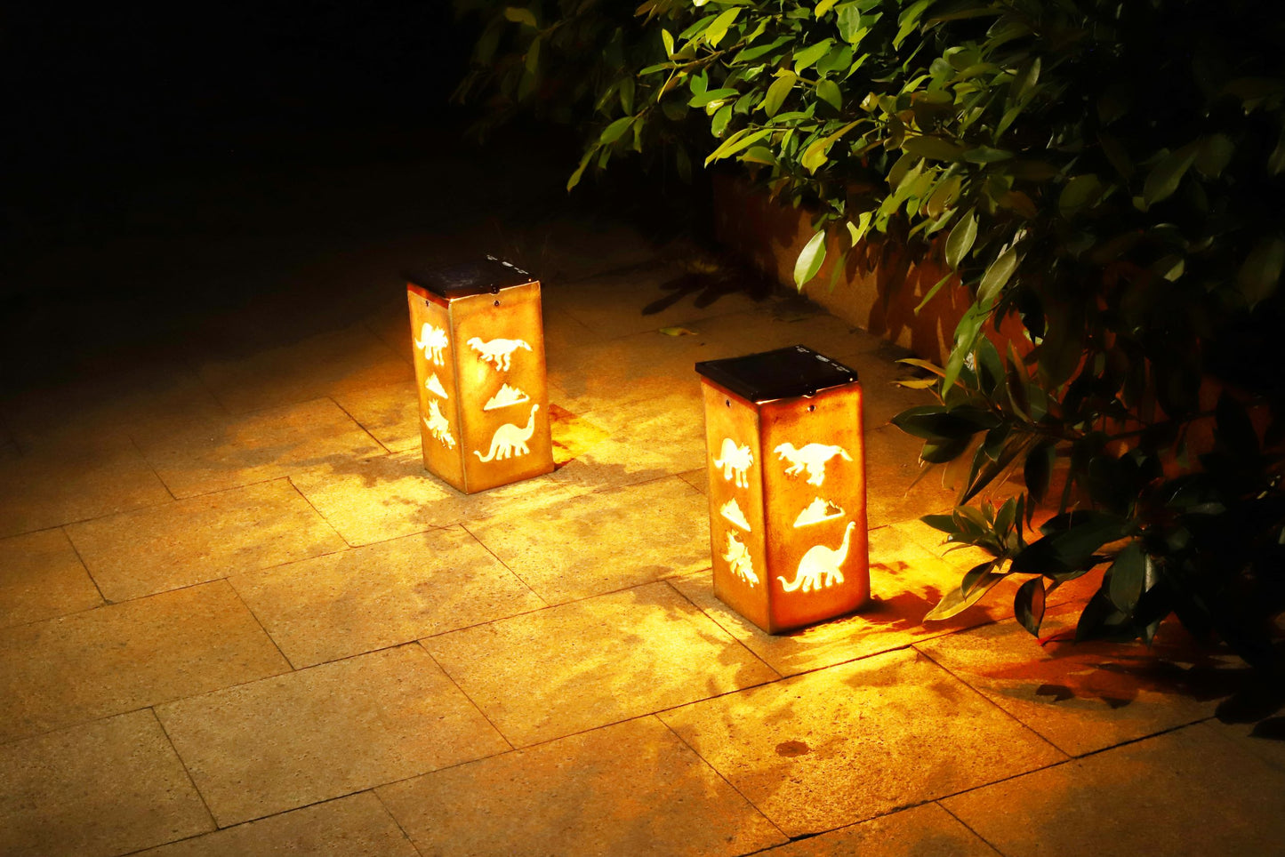 Solar Decorative Portable Lantern - Dinosaurs