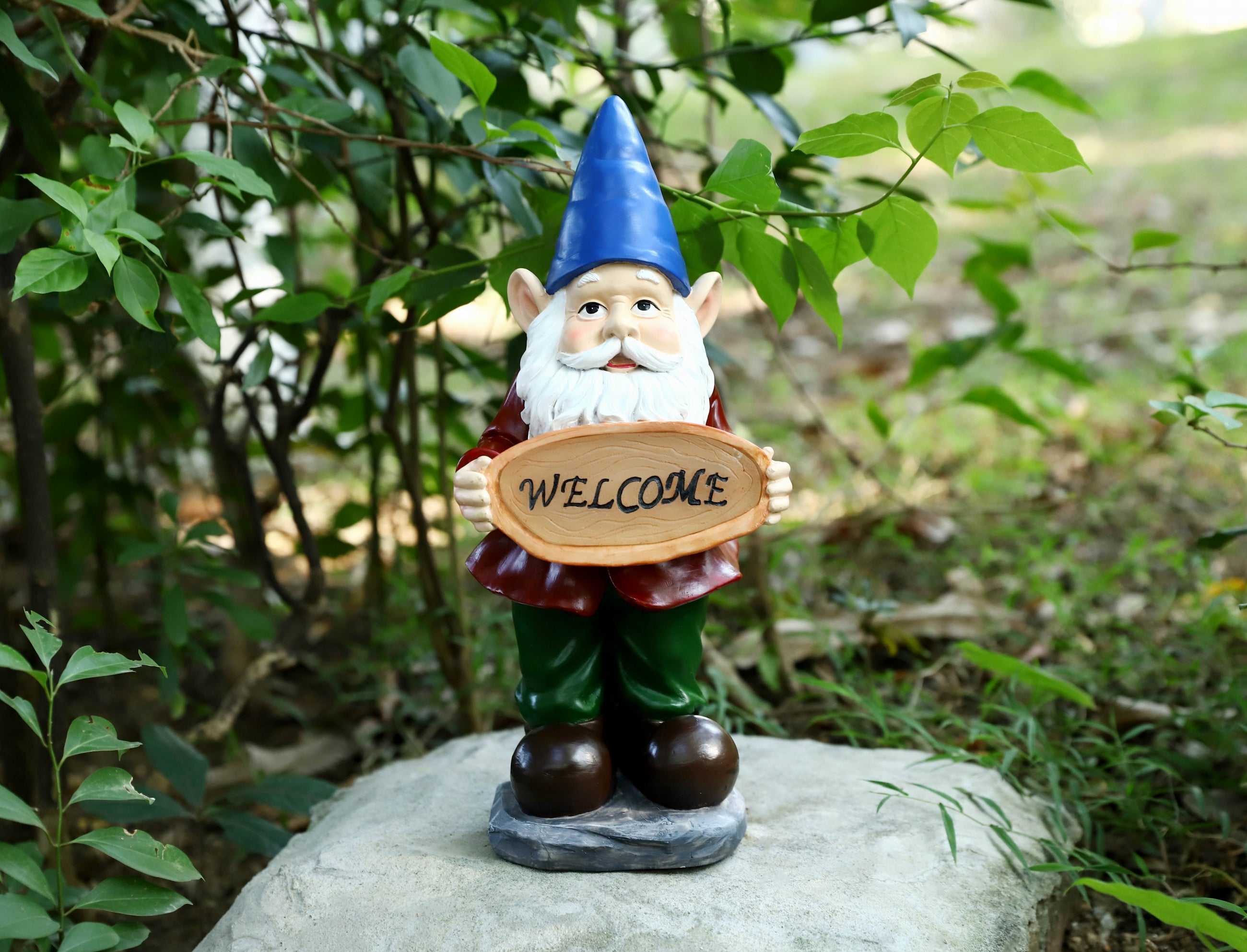 Garden Gnome with High-Power Solar Spotlight – Techko Group