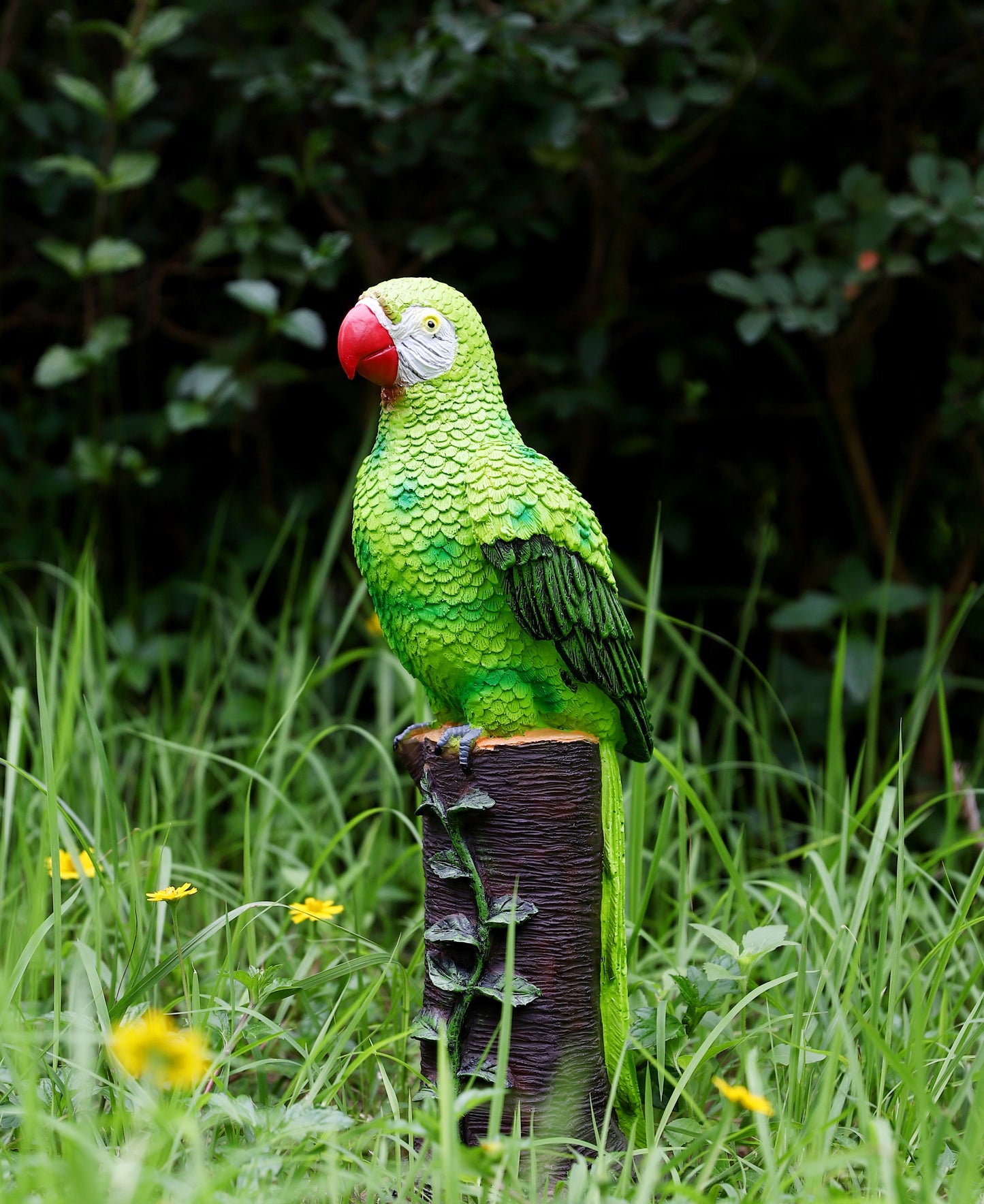 Green Parrot Statue with High-Power Solar Spotlight