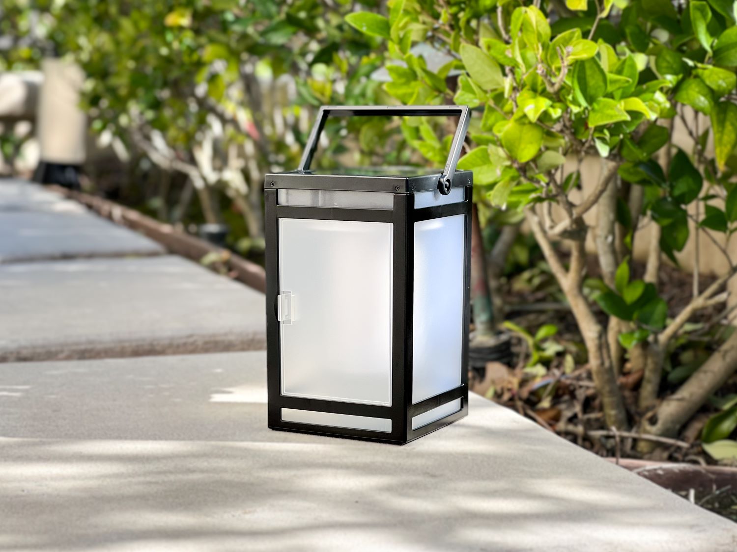 Techko Solar Portable Lantern - Flame or Still Light